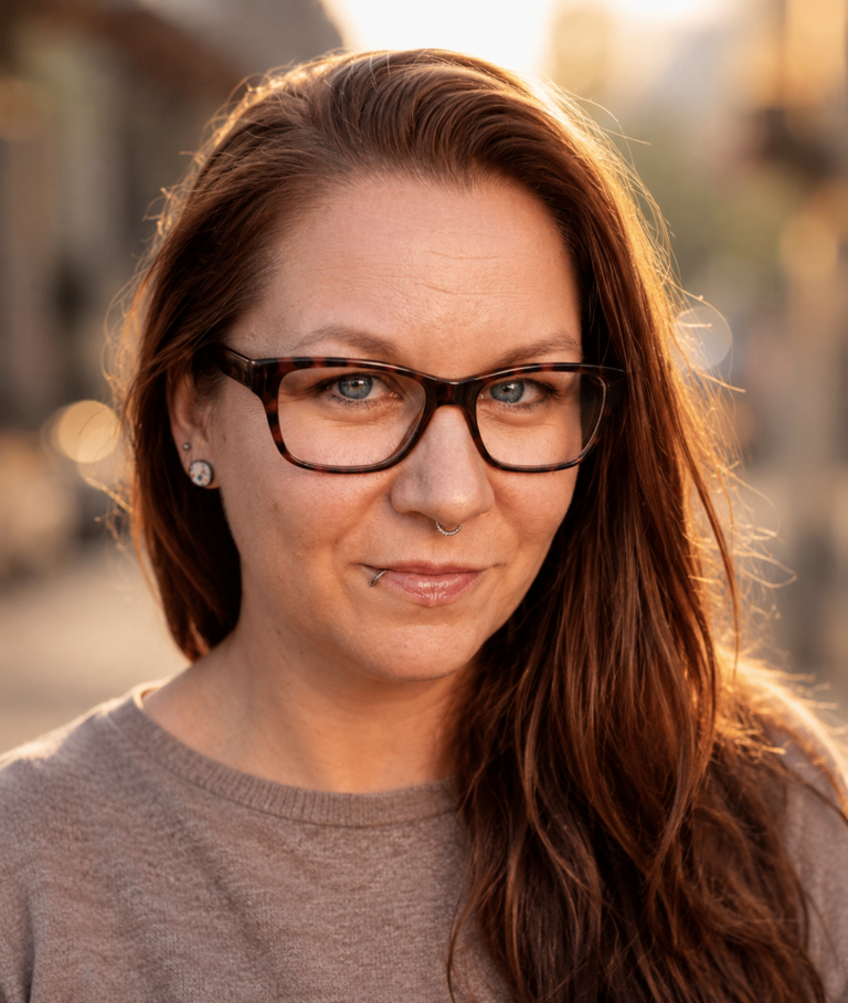 Portrait Autorin Lisa Marie Dörr